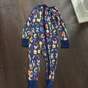 Little sleepies ABC zippy